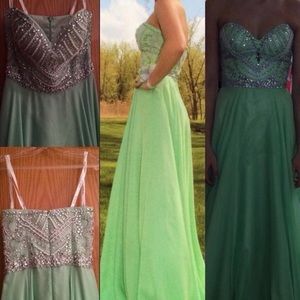 Sherri Hill prom dress